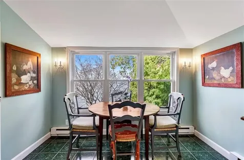 233 Terrace Avenue East Providence RI 02915