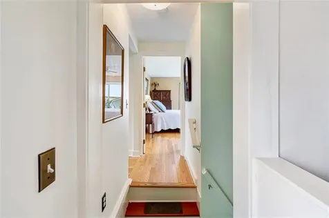233 Terrace Avenue East Providence RI 02915