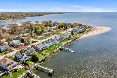 233 Terrace Avenue East Providence RI 02915