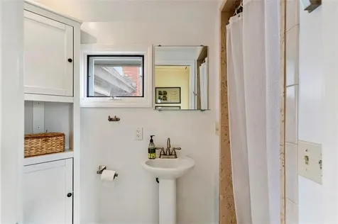 233 Terrace Avenue East Providence RI 02915