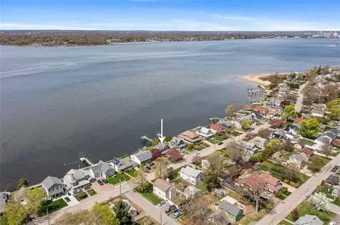 233 Terrace Avenue East Providence RI 02915