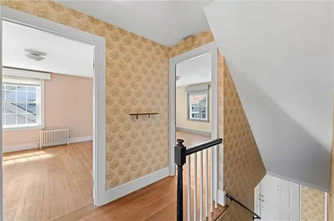 18 Huntington Drive East Providence RI 02916