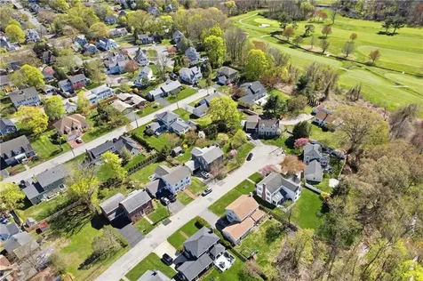18 Huntington Drive East Providence RI 02916