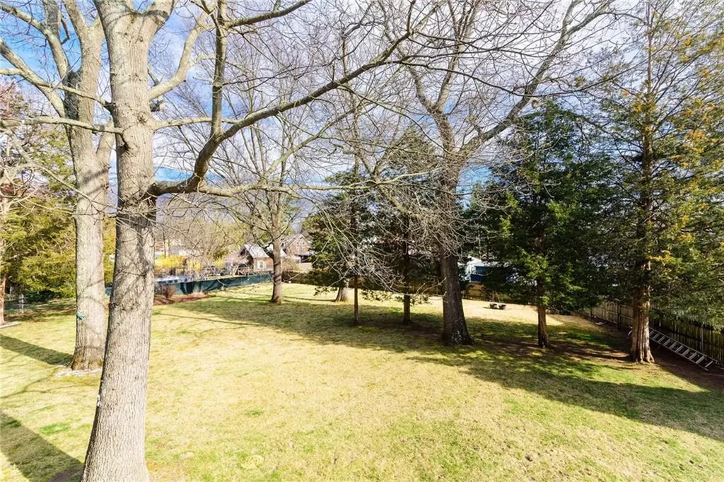 72 Janet Court Warwick RI 02886