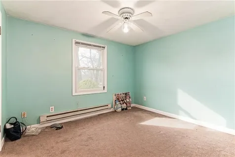 72 Janet Court Warwick RI 02886