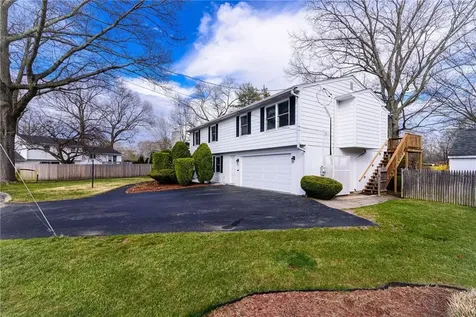 72 Janet Court Warwick RI 02886