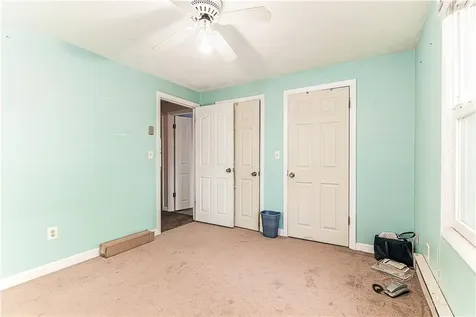 72 Janet Court Warwick RI 02886