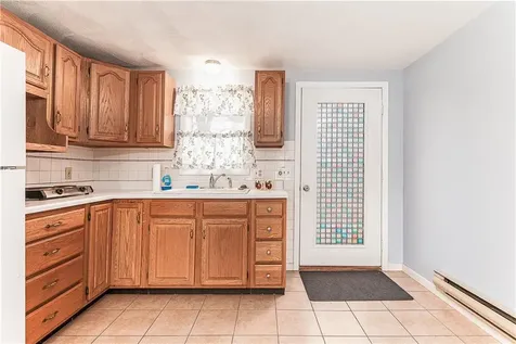 72 Janet Court Warwick RI 02886