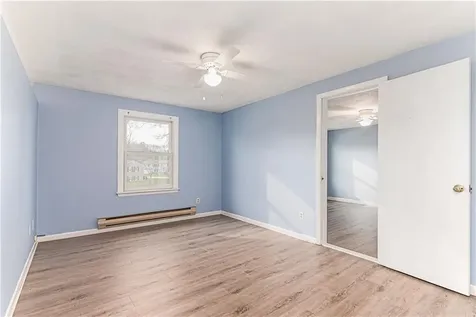 72 Janet Court Warwick RI 02886