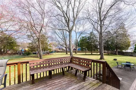 72 Janet Court Warwick RI 02886