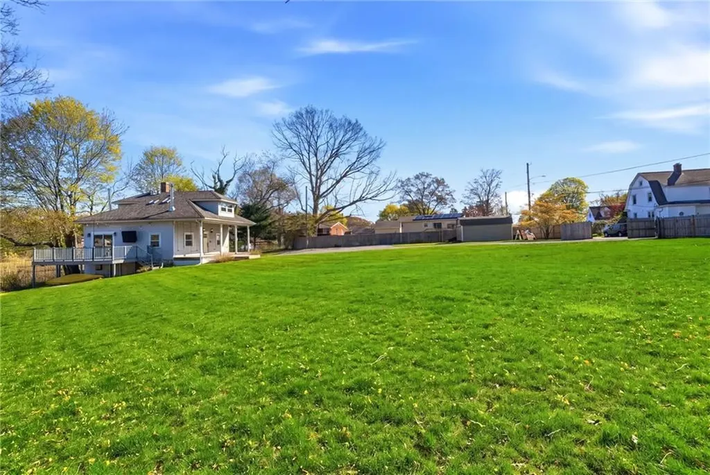 11 Heights Avenue Warwick RI 02889
