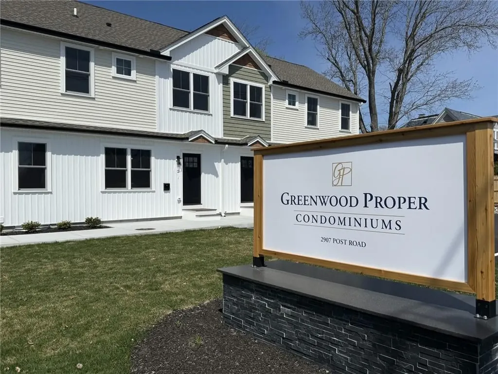 2907 Post Road Warwick RI 02886