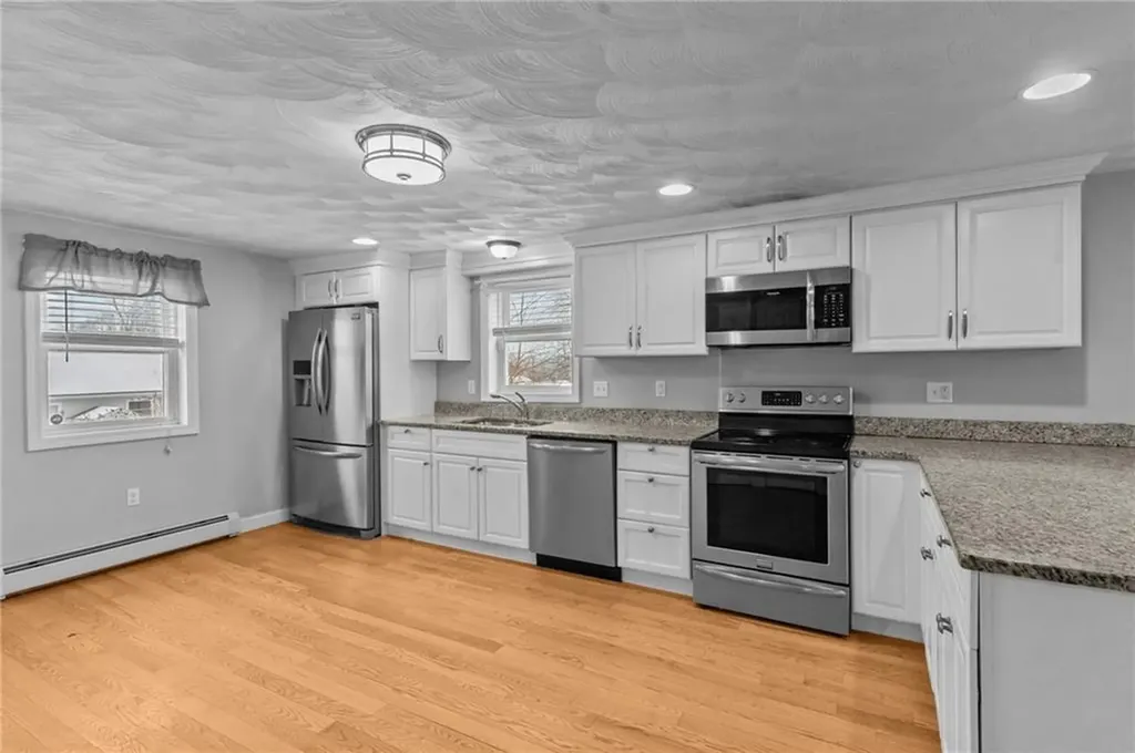 84 Phillip Avenue Cumberland RI 02864