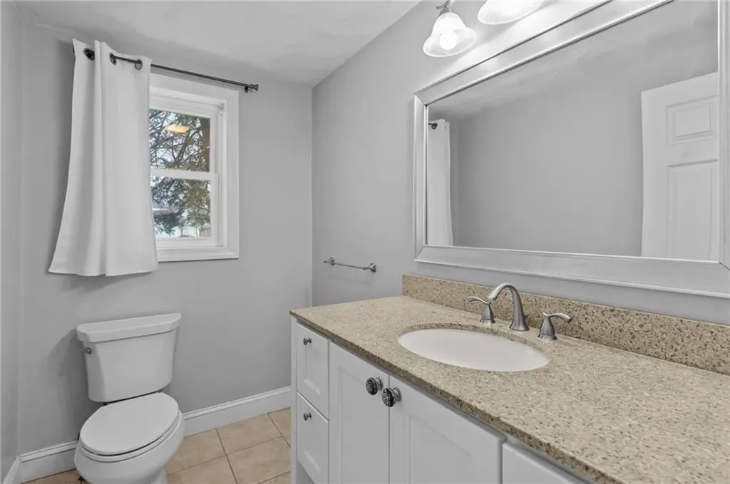 84 Phillip Avenue Cumberland RI 02864