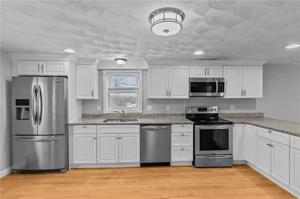 84 Phillip Avenue Cumberland RI 02864