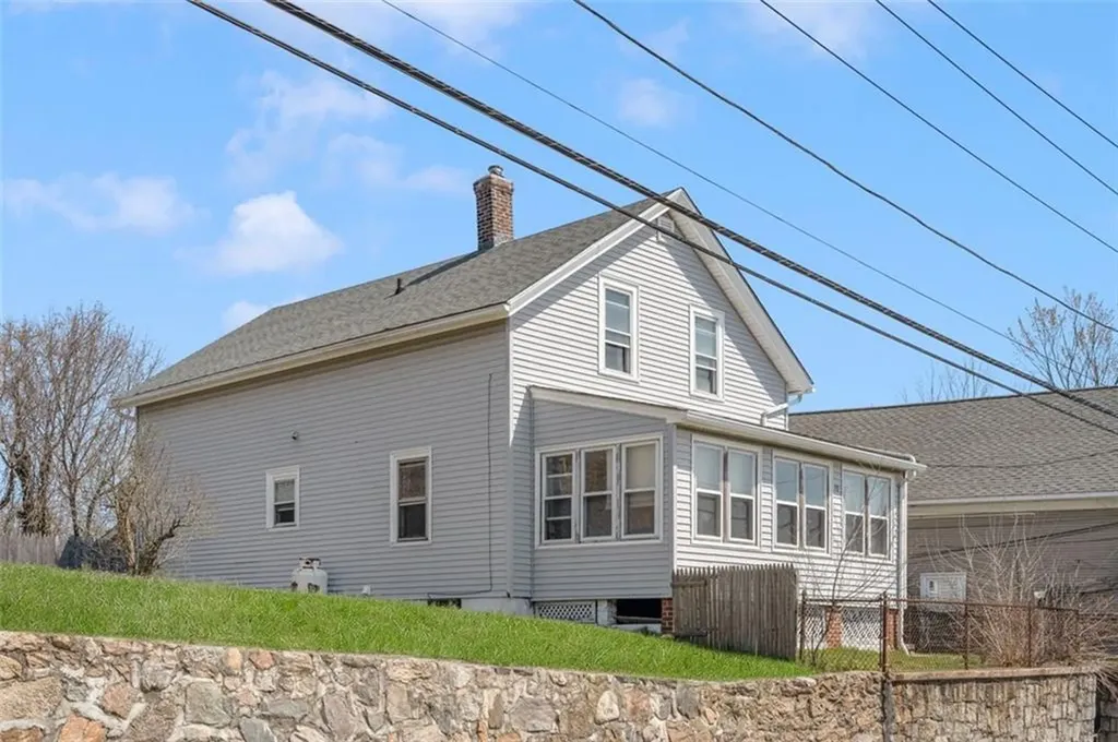 70 Highland Street West Warwick RI 02893