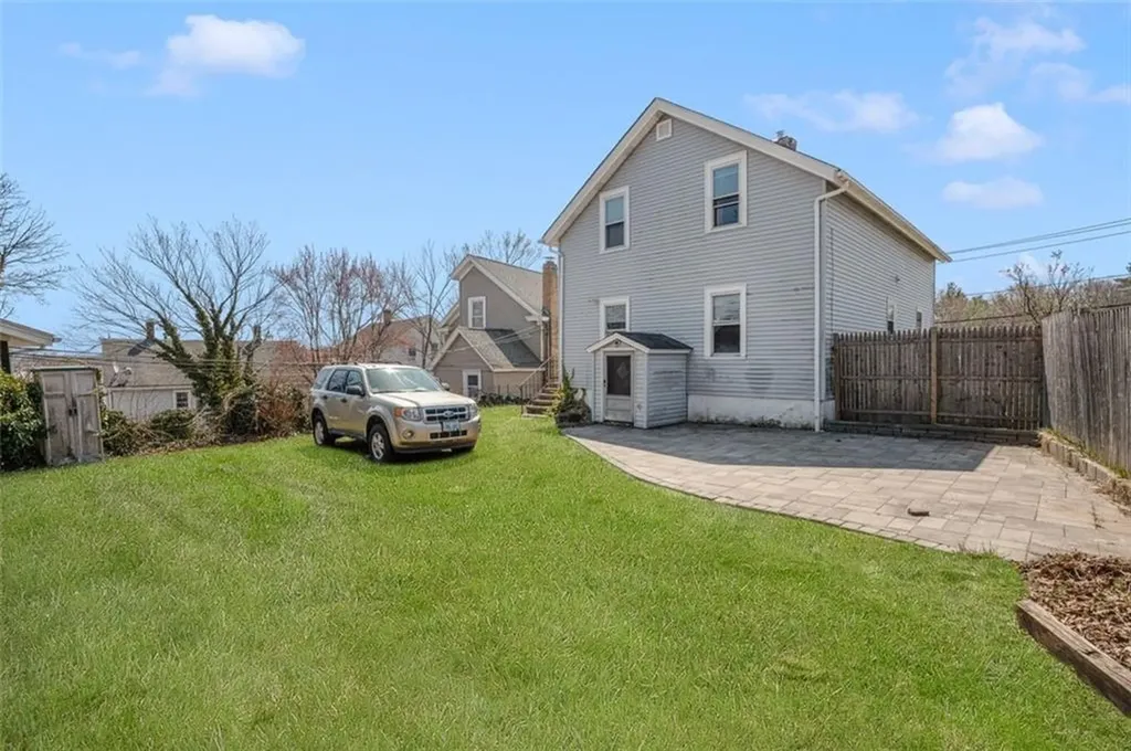 70 Highland Street West Warwick RI 02893