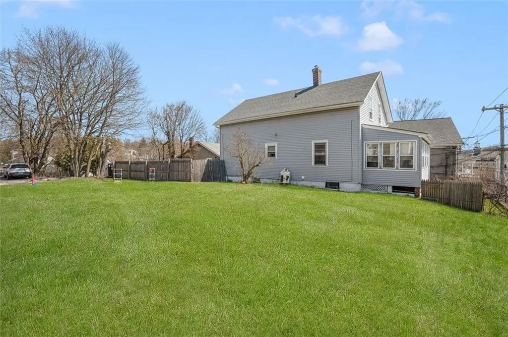 70 Highland Street West Warwick RI 02893