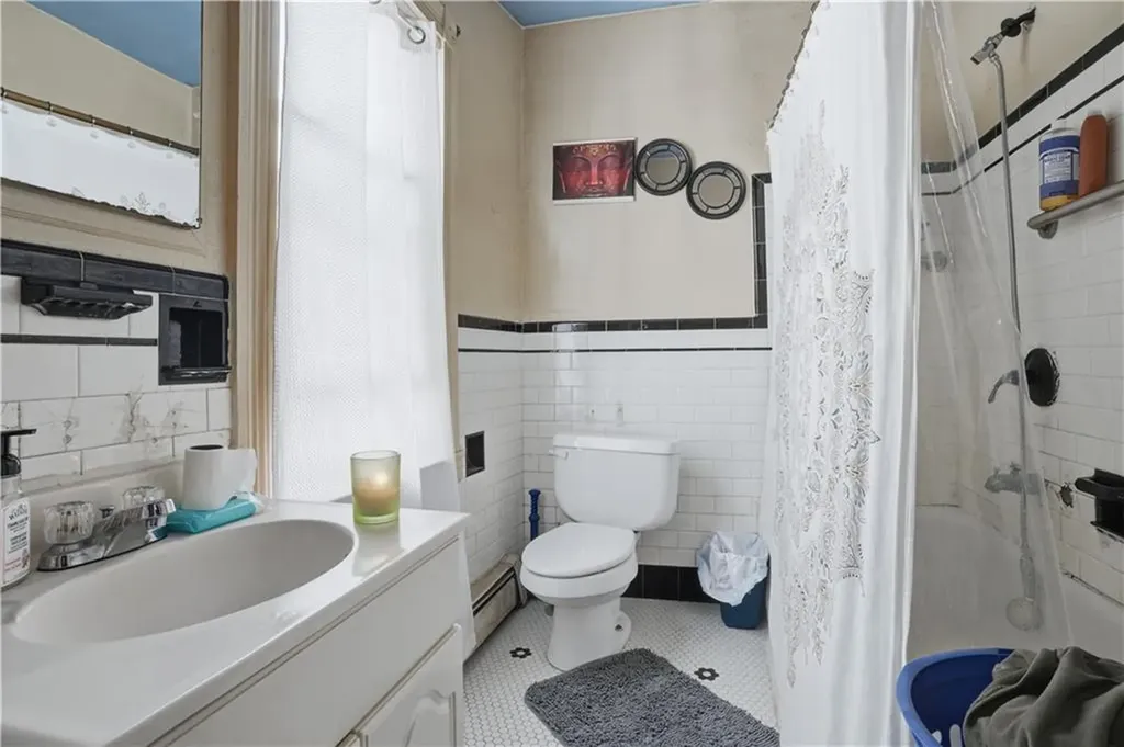 200 Salina Street Providence RI 02908