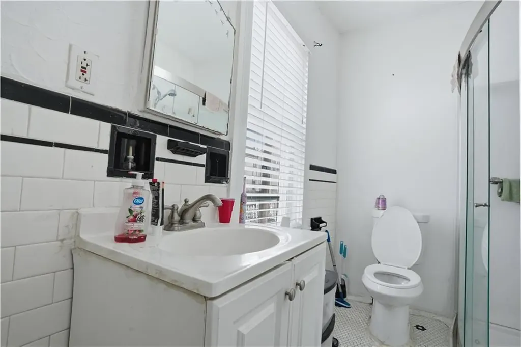 200 Salina Street Providence RI 02908