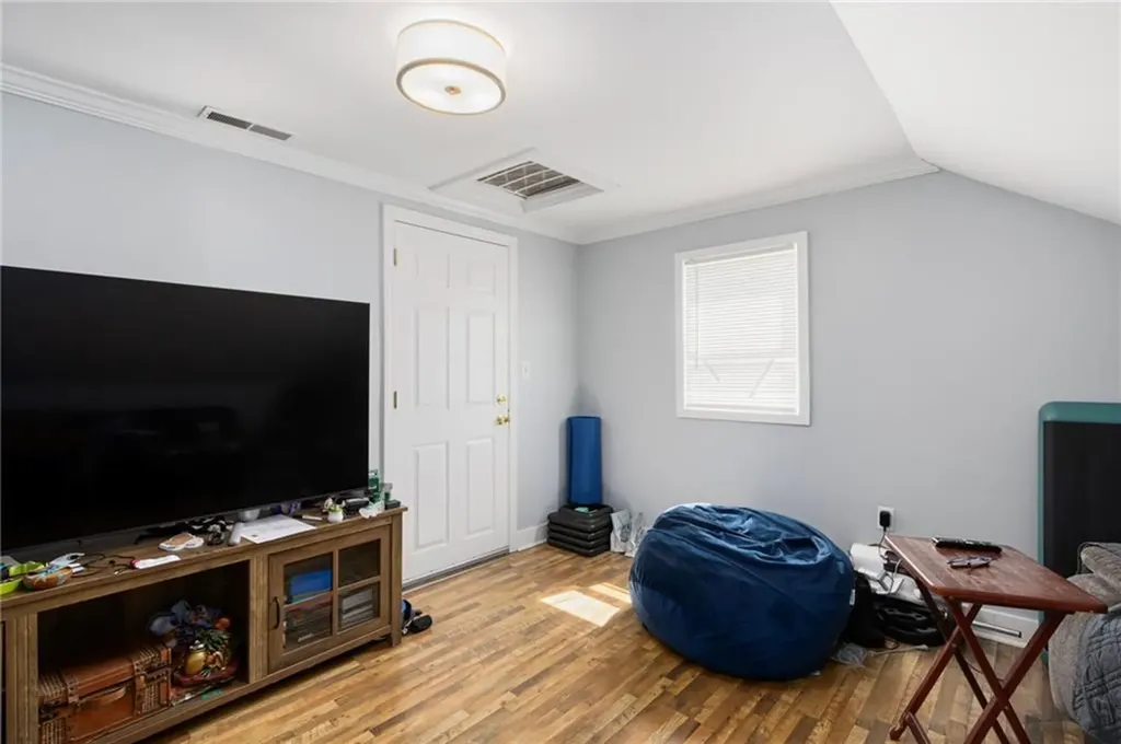 90 Pleasant Street Providence RI 02906