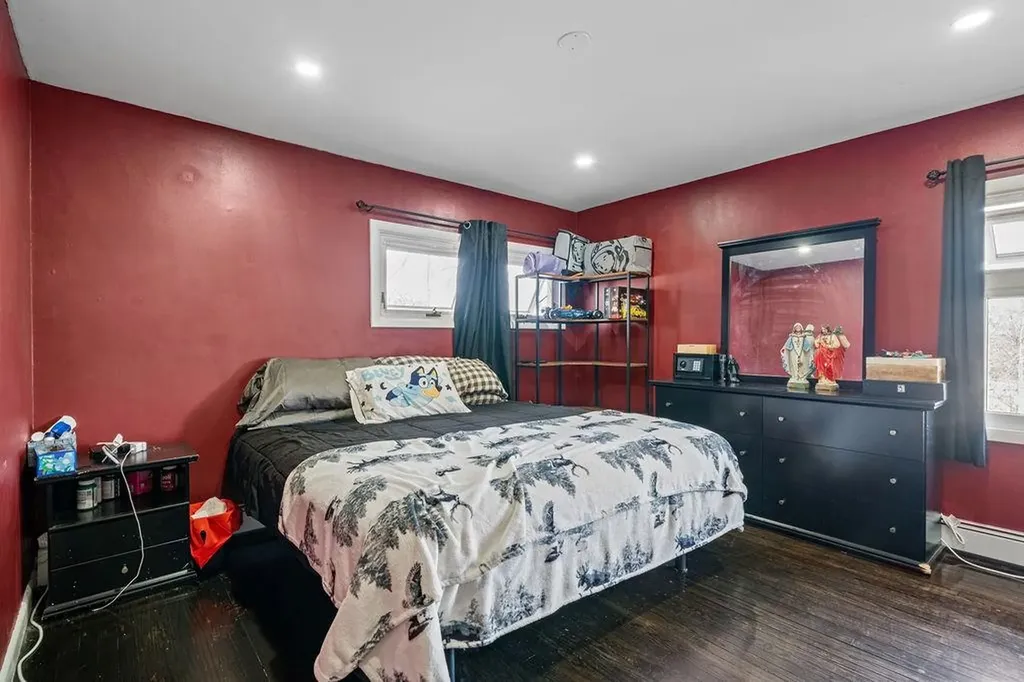 19 South Long Street Johnston RI 02919