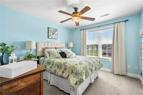 14 Evelyn Way Seekonk MA 02771