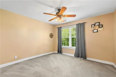 14 Evelyn Way Seekonk MA 02771