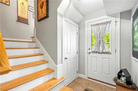 14 Evelyn Way Seekonk MA 02771