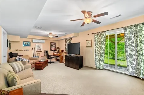 14 Evelyn Way Seekonk MA 02771