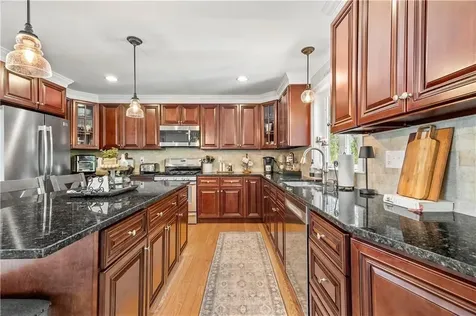 14 Evelyn Way Seekonk MA 02771