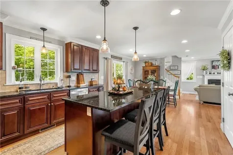 14 Evelyn Way Seekonk MA 02771