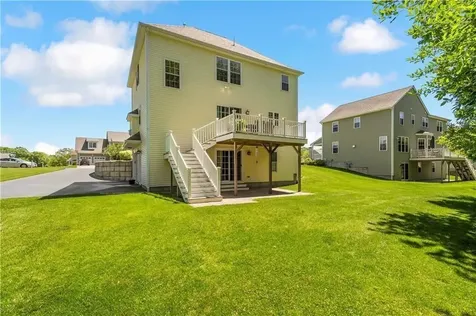 14 Evelyn Way Seekonk MA 02771