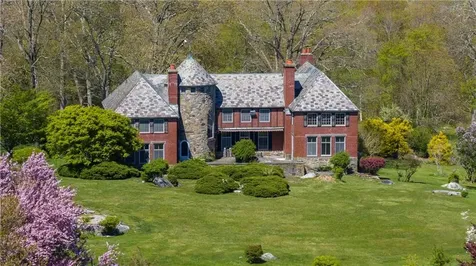 2180 Tower Hill Road North Kingstown RI 02874