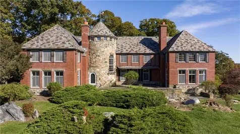 2180 Tower Hill Road North Kingstown RI 02874