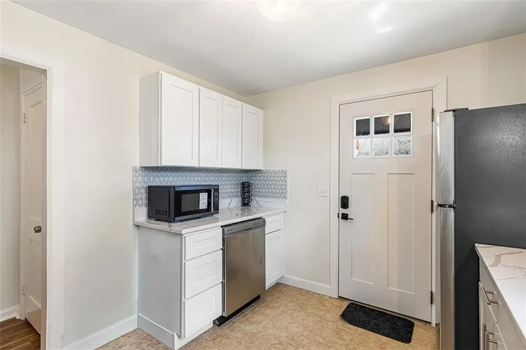 79 Archer Street Pawtucket RI 02861