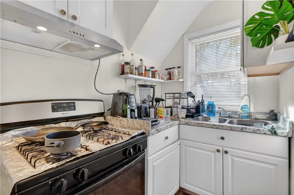 144 Camden Avenue Providence RI 02908