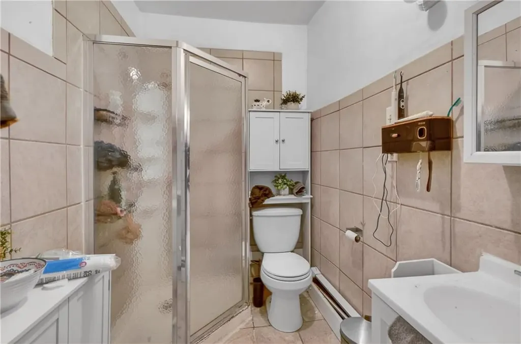 144 Camden Avenue Providence RI 02908
