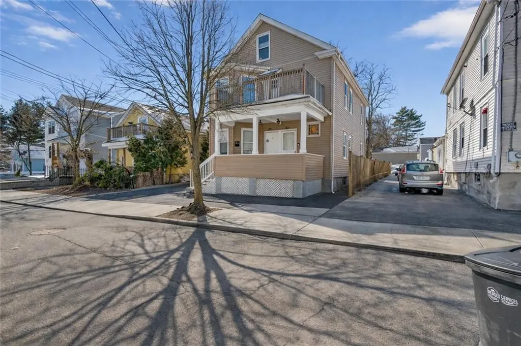 144 Camden Avenue Providence RI 02908