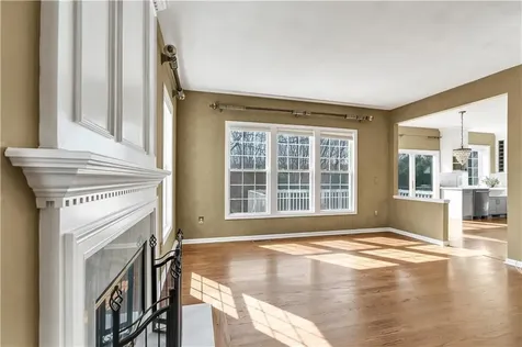 105 Castle Rocks Road Warwick RI 02886