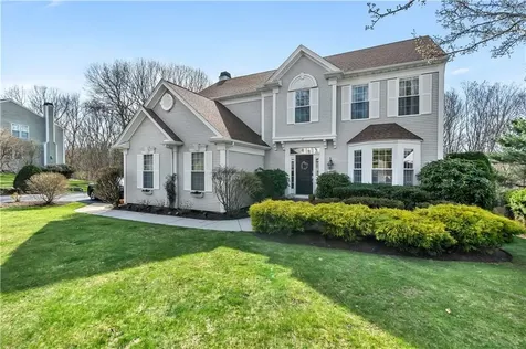 105 Castle Rocks Road Warwick RI 02886
