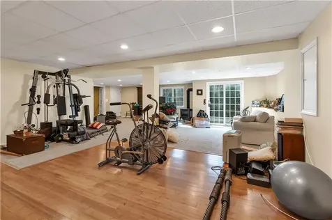 105 Castle Rocks Road Warwick RI 02886