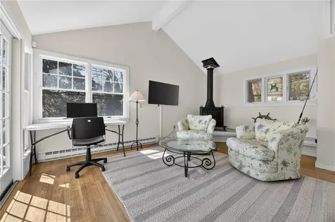 68 Rossini Road Westerly RI 02891