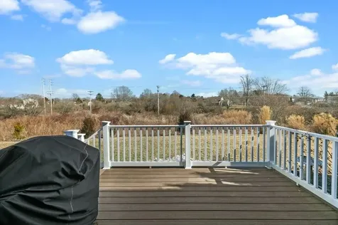16 Bailey Brook Court Middletown RI 02842
