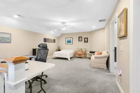 16 Bailey Brook Court Middletown RI 02842