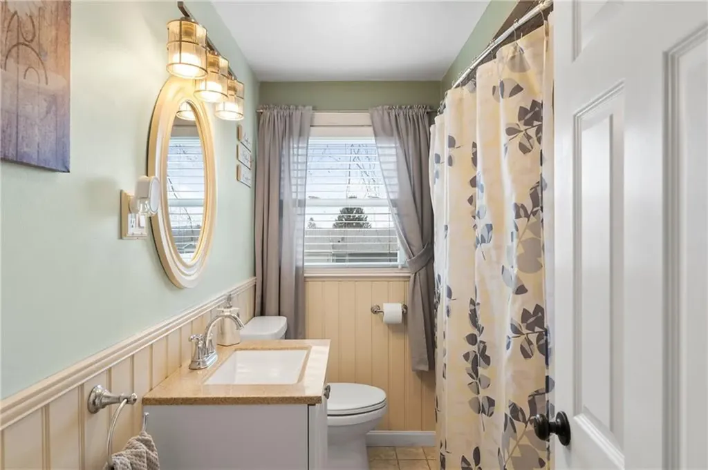 15 Green Street Cumberland RI 02864