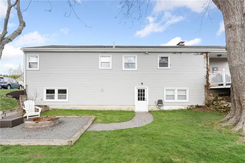 15 Green Street Cumberland RI 02864