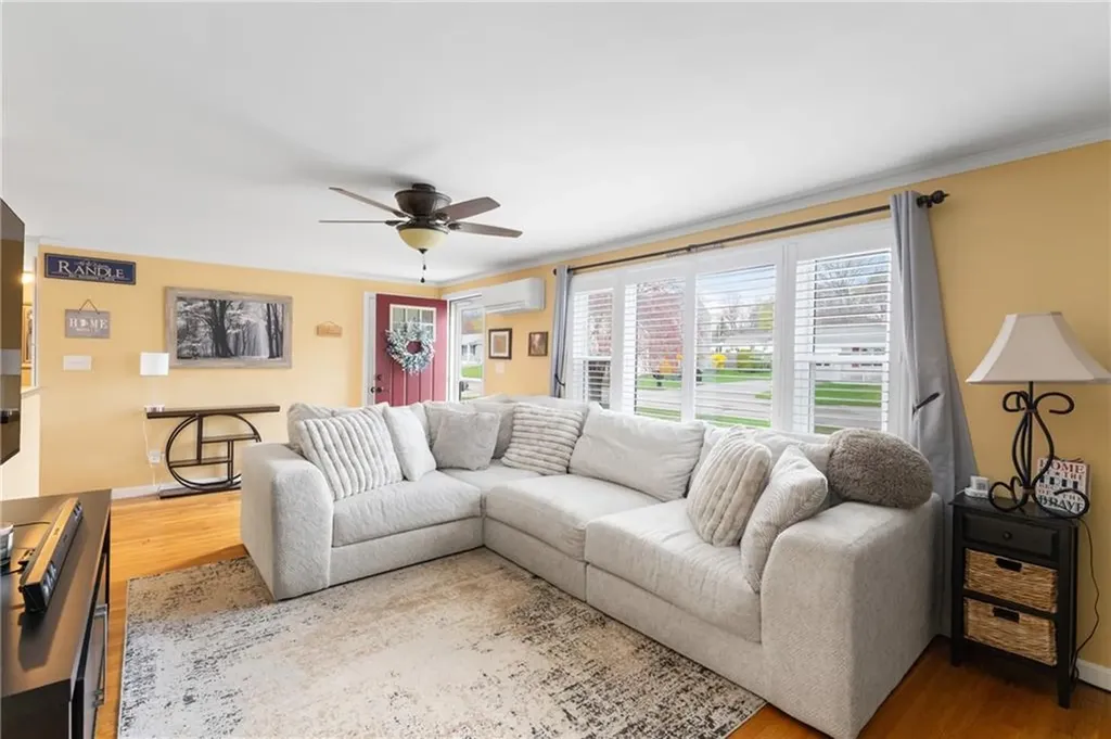 15 Green Street Cumberland RI 02864