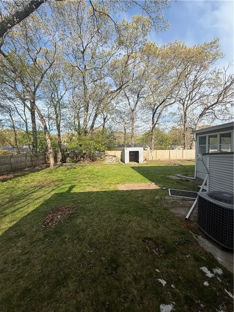 131 Canfield Avenue Warwick RI 02889