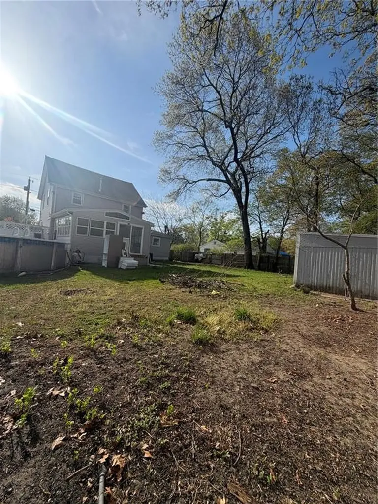 131 Canfield Avenue Warwick RI 02889
